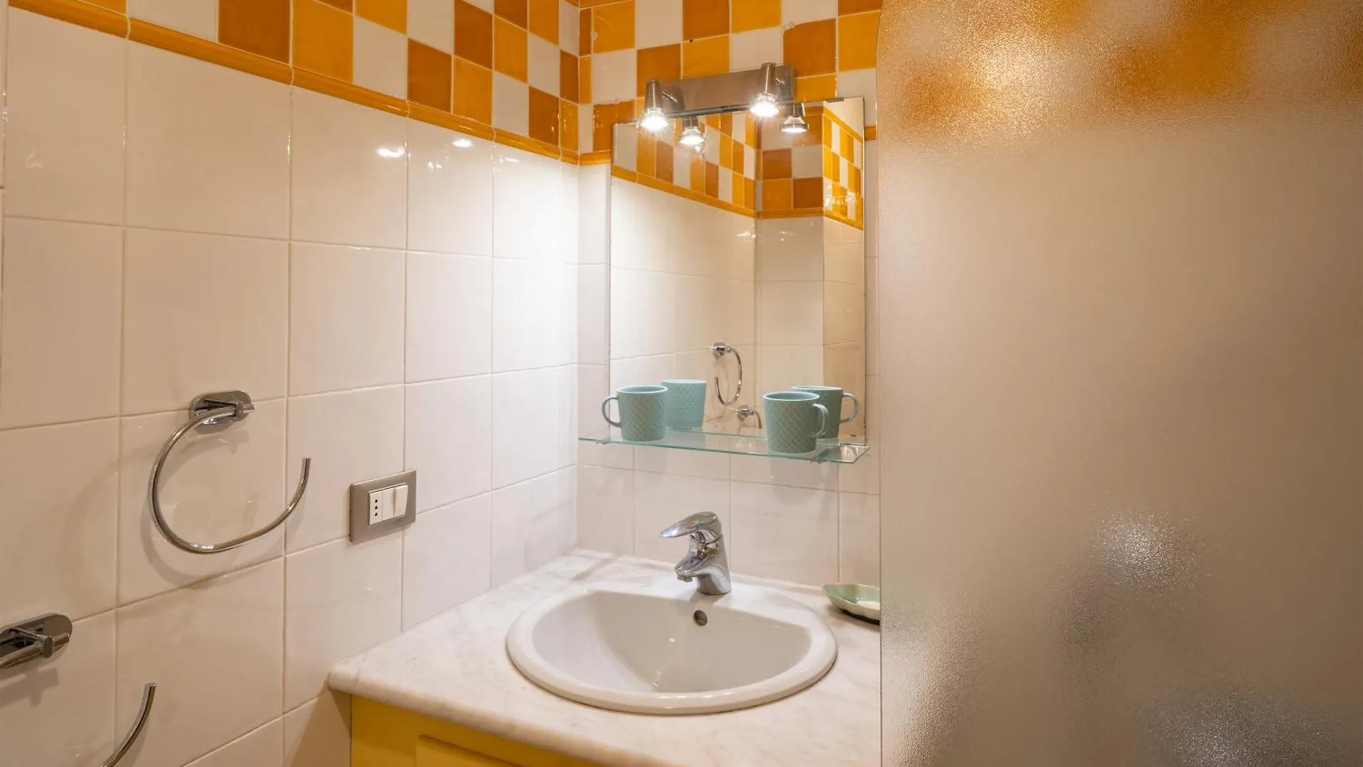 Apartment Windsor Mare - In The Heart Of Bordighera - Italy