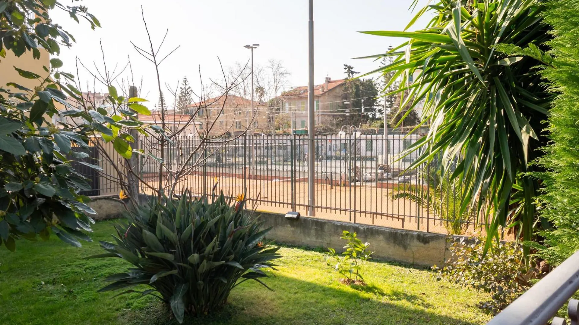Windsor Mare - In The Heart Of Bordighera - 0*,  Italy